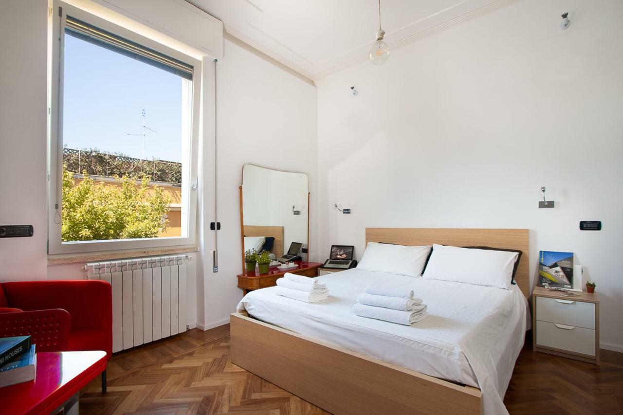 Room In Roma Isole Exterior foto